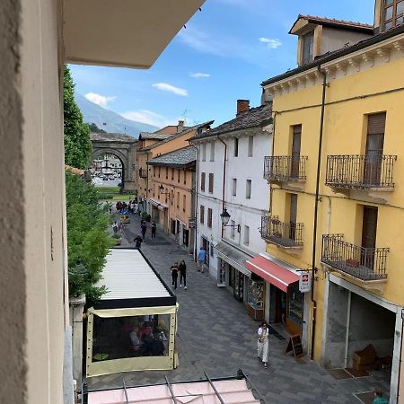 Ferienwohnung Casa Di Marzi Aosta Exterior foto